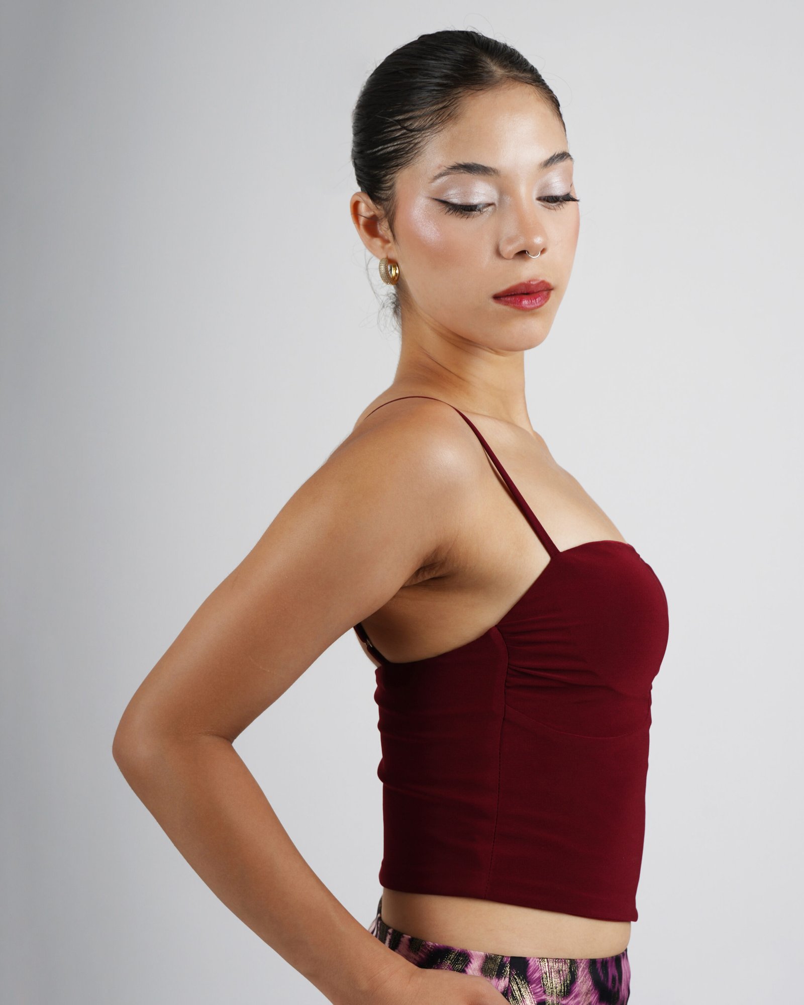 burgundy-sweetheart-tango-crop-top-03